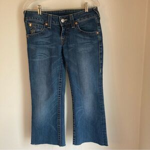 True Religion Women’s cropped wide leg frayed hem jeans size 28  - EUC!